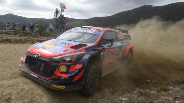 <p>Ött Tanak aus Estland führt bei der Rallye Portugal.</p>