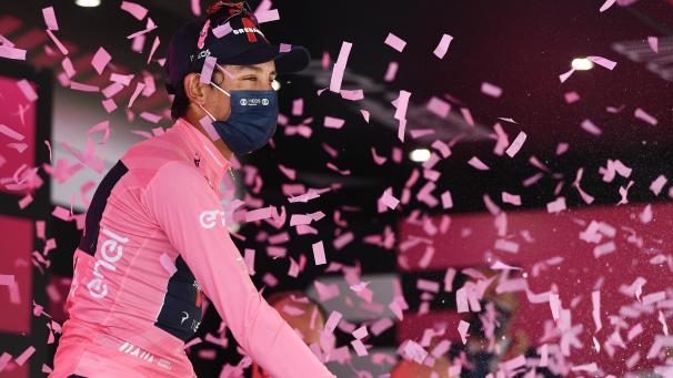 <p>Bernal festig seine Spitzenposition beim Giro.</p>