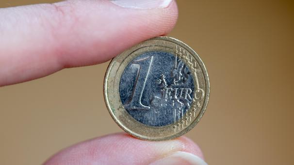 <p>Ein digitaler Euro könnte nach Einschätzung von EZB-Direktoriumsmitglied Fabio Panetta frühestens im Jahr 2026 eingeführt werden.</p>