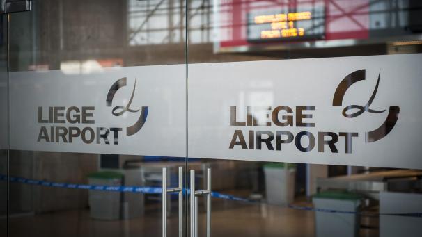 <p>Die ostbelgische Regionalabgeordnete Christine Mauel erinnert an das Potenzial, das vom Lütticher Regionalflughafen ausgeht.</p>