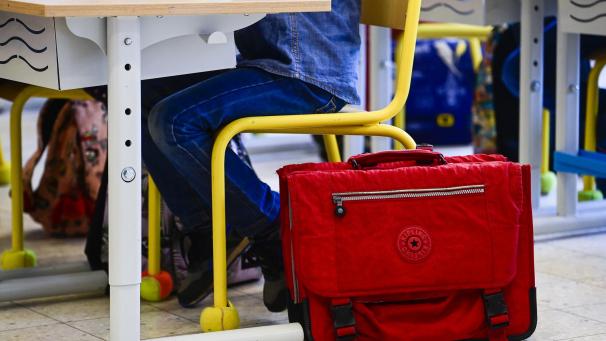 <p>Im Bildungswesen der Deutschsprachigen Gemeinschaft starten die Lockerungen erst ab dem 14. Juni, um die Prüfungssitzungen Ende Juni nicht zu gefährden, wie Bildungsministerin Lydia Klinkenberg am Donnerstag mitteilte.</p>