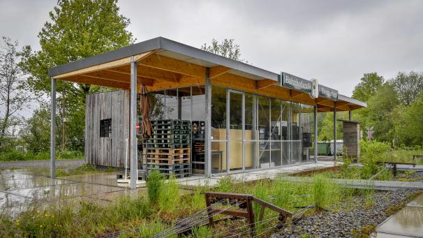 <p>Eine Anlaufstelle, die aktuell auf Zulauf wartet: Der touristische Pavillon am alten Raerener Bahnhof.</p>