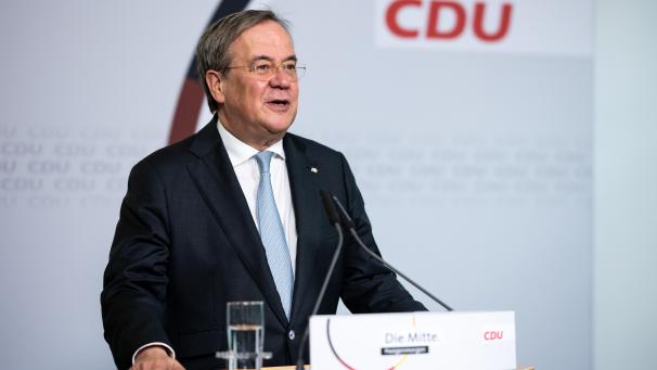 <p>Armin Laschet äußert sich im Konrad-Adenauer-Haus in Berlin zu einer möglichen zweiten Amtszeit von Bundespräsident Steinmeier. Bundespräsident Steinmeier hatte zuvor im Schloss Bellevue erklärt, dass er für eine zweiten Amtszeit bereit steht.</p>