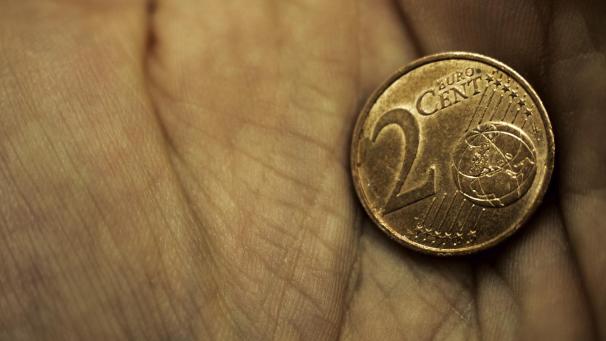 <p>ARMUT 90684958</p>