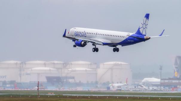 <p>Eine Maschine der belarussischen Fluggesellschaft Belavia</p>