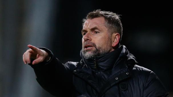 <p>Sint-Truiden hat Bernd Hollerbach als neuen Trainer vorgestellt.</p>