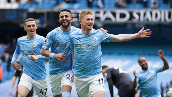 <p>Kevin De Bruyne bleibt offiziell der beste Fußballer der Premier League. Phil Foden (links) ist bestes Talent.</p>