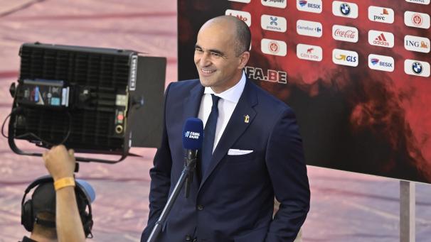 <p>Roberto Martinez verteidigte Dries Mertens</p>