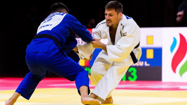 <p>Kenneth Van Gansbeke (rechts)</p>