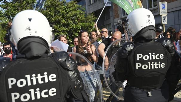 <p>Demonstrationen gegen die Corona-Maßnahmen sind ein Grund für die zunehmenden Beschwerden gegen die Polizei.</p>