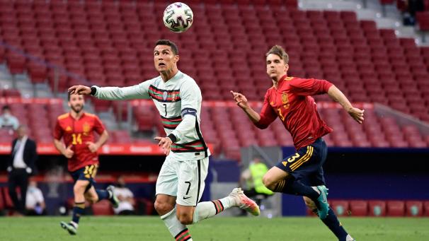 <p>Diego Llorente (rechts) hat sich mit Corona infiziertt.</p>