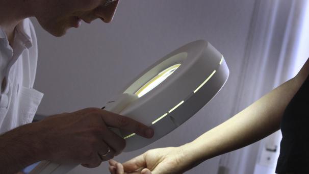 <p>HAUTKREBS41057434</p>