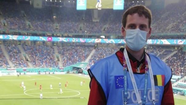 <p>Polizeihauptinspektor Eric Hellebrandt hat am Samstag die Fans der Roten Teufel im Stadion von Sankt Petersburg betreut.</p>