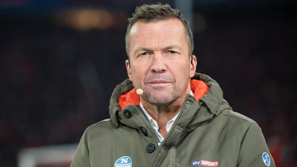 <p>Im November 1993 wurde Matthäus deutscher Rekordnationalspieler: Mit seinem 104. Einsatz zog er an Franz Beckenbauer vorbei und hält den Rekord mit insgesamt 150 Länderspielen bis heute.</p>