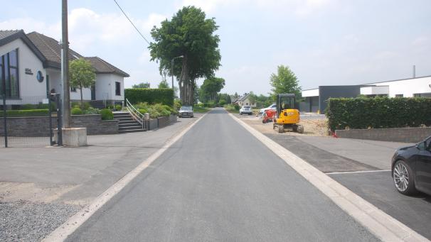 <p>In Rocherath wurde der Messeweg auf einer Länge von 700 Metern von Grund auf erneuert.</p>