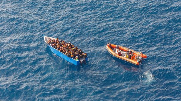 <p>82,4 Millionen Menschen wurden durch Konflikte, Verfolgung und Gewalt aus ihrer Heimat vertrieben, wie das UN-Flüchtlingshilfswerk (UNHCR) am Freitag in Genf berichtete.</p>