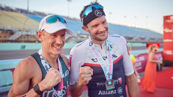 <p>Strahlten Mitte März in Miami (USA) um die Wette: Jan Frodeno (rechts) und Lionel Sanders (links).</p>