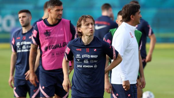 <p>Er soll seine bislang enttäuschende Mannschaft doch noch ins Achtelfinale führen: Luka Modric.</p>