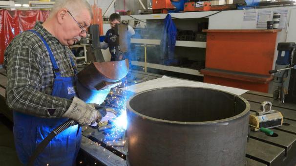 <p>Bei den 55- bis 64-Jährigen ist die Beschäftigungsquote in den letzten 20 Jahren von 25 auf 53 % gestiegen.</p>