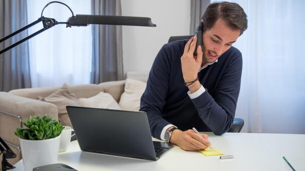 <p>Jetzt, wo die Normalität Tag näher rückt, verhandeln viele Arbeitgeber und Arbeitnehmer darüber, wie der Arbeitsplatz nach der Coronakrise aussehen wird</p>