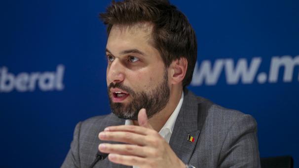 <p>MR-Parteichef George-Louis Bouchez hat (mal wieder) die Lunte angezündet.</p>