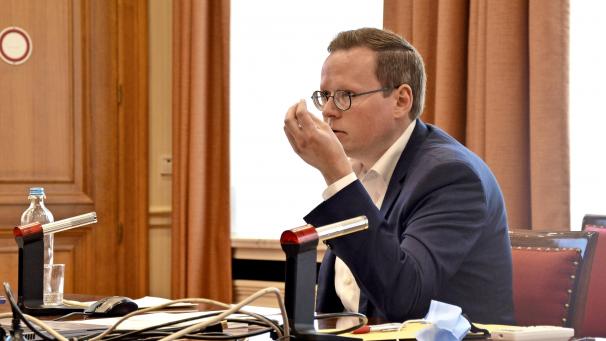 <p>Als DG-Senator wird sich Alexander Miesen nicht lange an den Vorbereitungen zur Staatsreform erfreuen können. Im März 2022 wird er von Gregor Freches abgelöst.</p>