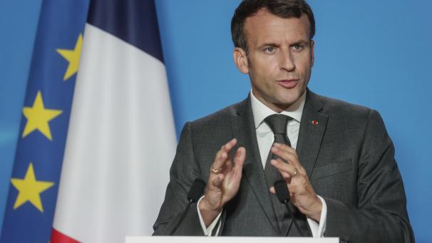 <p>Emmanuel Macrons Bewegung spielt bei den Regionalwahlen keine Rolle: Sie hat sich nie in den französischen Regionen etablieren können. Dennoch gilt die Wahl als Stimmungstest für ihn wie für Marine Le Pen.</p>