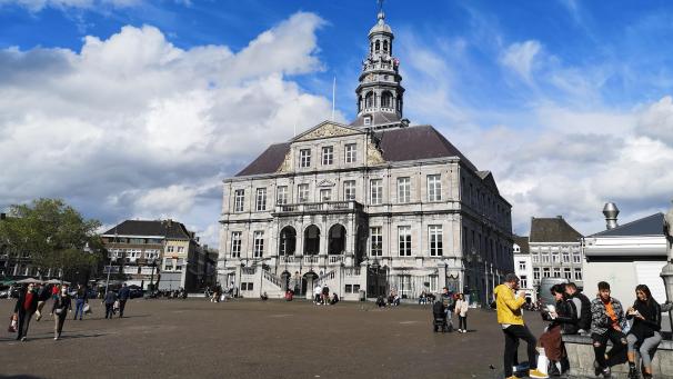<p>In Maastricht gelten, wie in den ganzen Niederlanden, fast wieder Bedingungen wie vor der Coronakrise.</p>