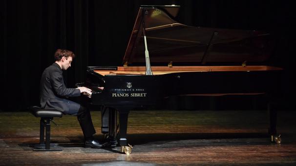 <p>Der 27-jährige Franzose Jonathan Fournel begeisterte am Freitagabend bei einem Gastspiel in Eupen mit einer tiefen, ehrlichen Musikalität.</p>