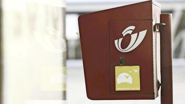 <p>Die Täter öffneten die Postbriefkästen, fälschten auf den Rechnungen von Unternehmen die Kontonummer und brachten die Schreiben wieder in Umlauf.</p>