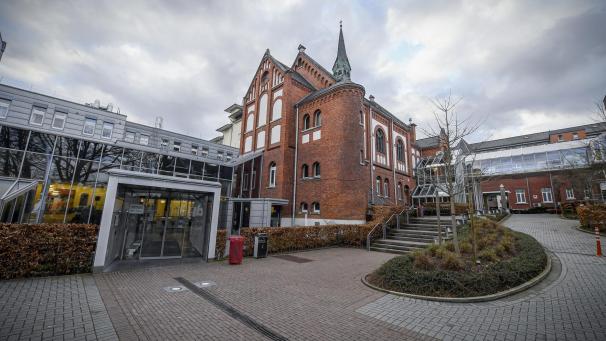<p>Für Besuche im Eupener Krankenhaus wurden die Regeln gelockert.</p>
