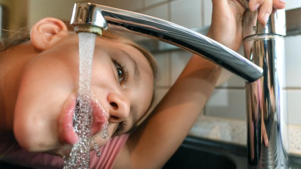 <p>In der Gemeinde Büllingen haben die Investitionen in die Wasserproduktion einen Preisanstieg des Leitungswassers zur Folge.</p>