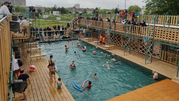<p>Erstmals seit einem halben Jahrhundert gibt es wieder ein Freibad in Brüssel.</p>