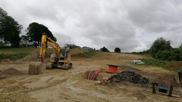 <p>Schöffe Stephan Wiesemes geht davon aus, dass die 20 Baustellen in der Verstädterung Auf Öbels zum Jahresende in den Verkauf gehen können.</p>