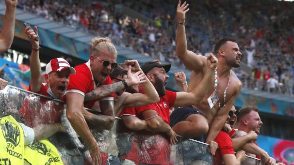 <p>Bei Sportereignissen kommt es zu einem Spannungsaufbau, bei dem „Erregungen aufeinander folgen und sich steigern».</p>