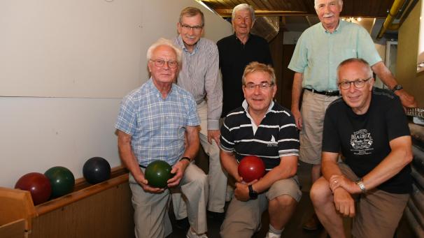 <p>Kegler aus Leidenschaft: (oben, v.l.n.r.) Erwin Delanuit, Heribert Neumann, Helmut Pieper, (unten, v.l.n.r.) Paul Mennicken-Lentz, Manfred Bergmans und Raymond Schwall.</p>
