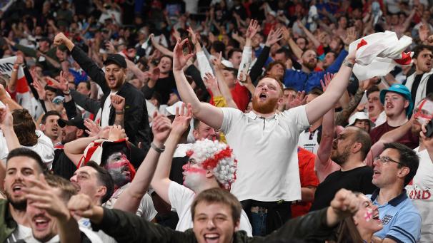 <p>Im Londoner Wembley-Stadion war während der EM-Spiele von Abstand und Maske quasi nichts zu sehen.</p>