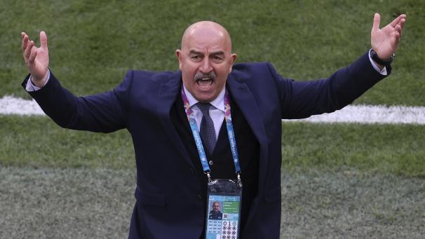 <p>Stanislaw Tschertschessow ist nicht länger Trainer Russlands.</p>