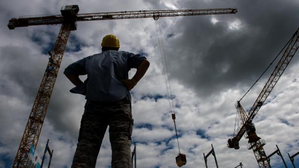 <p>Der Arbeitsmarkt hat die Krise überlebt, aber seine Probleme, die schon vor Corona bestanden, sind geblieben.</p>