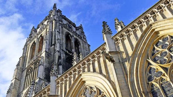 <p>Blick auf die Liebfrauenbasilika in Tongern</p>