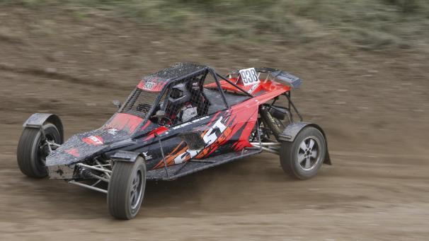 <p>Heimsieg für Michael Küches (#938) im F&amp;S in der Klasse Spezial Auto-Cross über 1600.</p>