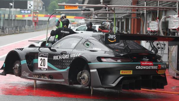 <p>Zuschauer dürfen bei den 24h an die Strecke.</p>