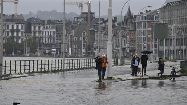 <p>In Lüttich hatte sich am Donnerstagabend die Hochwasserlage zugespitzt.</p>