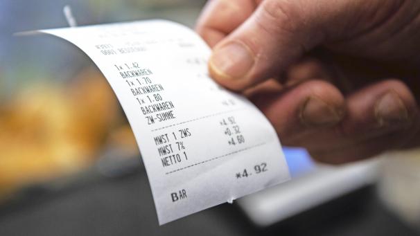 <p>Kassenzettel sollten künftig nur noch auf ausdrücklichen Kundenwunsch ausgedruckt werden. Die Regionalabgeordnete Christine Mauel (PFF-MR) hat einen entsprechenden Dekretvorschlag eingereicht.</p>