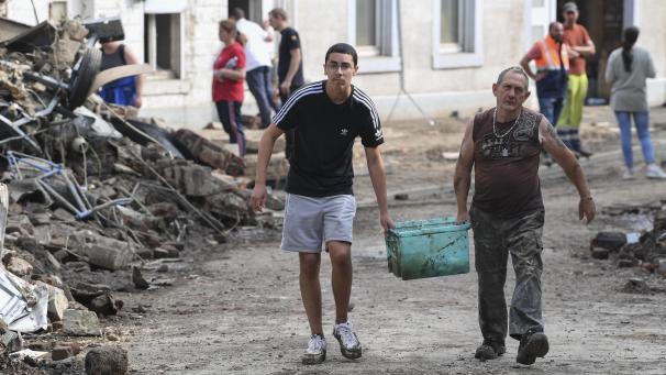 <p>Aufräumarbeiten in Pepinster.</p>