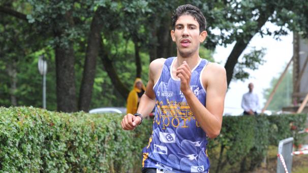 <p>Louis Heukemes kam beim Promotriathlon als bester Ostbelgier auf Rang sechs ins Ziel.</p>