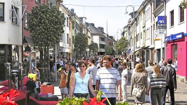 <p>Dank der Anerkennung wird der Einzelhandel in St.Vith künftig auch sonntags öffnen können.</p>