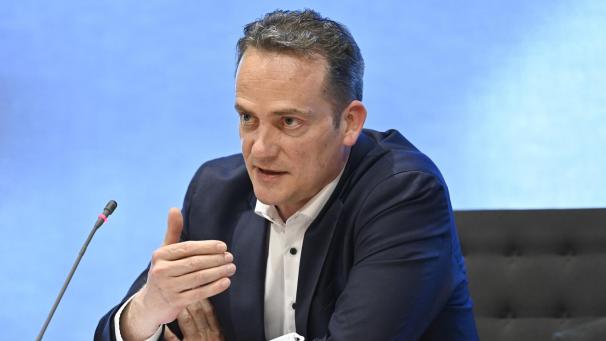 <p>Oliver Paasch</p>