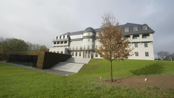 <p>Der nun veröffentlichte über 130 Seiten starke Bericht zu den von der Interkommunalen Vivias verwalteten Seniorenheimen wird das PDG im Herbst beschäftigen.</p>