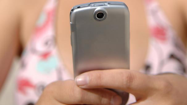 <p>Gefahr Cybergrooming: Junge Menschen werden online Opfer von sexuellem Missbrauch.</p>